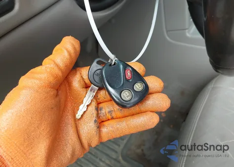 2005 GMC Sierra 1500 из США, поврежденный, VIN 2GTEK13T951107216